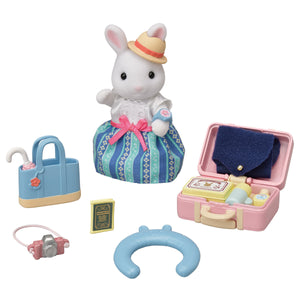 Calico Critters Weekend Travel Set