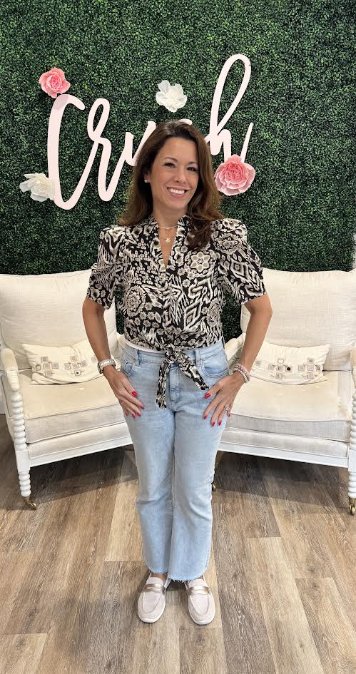 Elan Poof Sleeve Blouse in Black Acorn Print