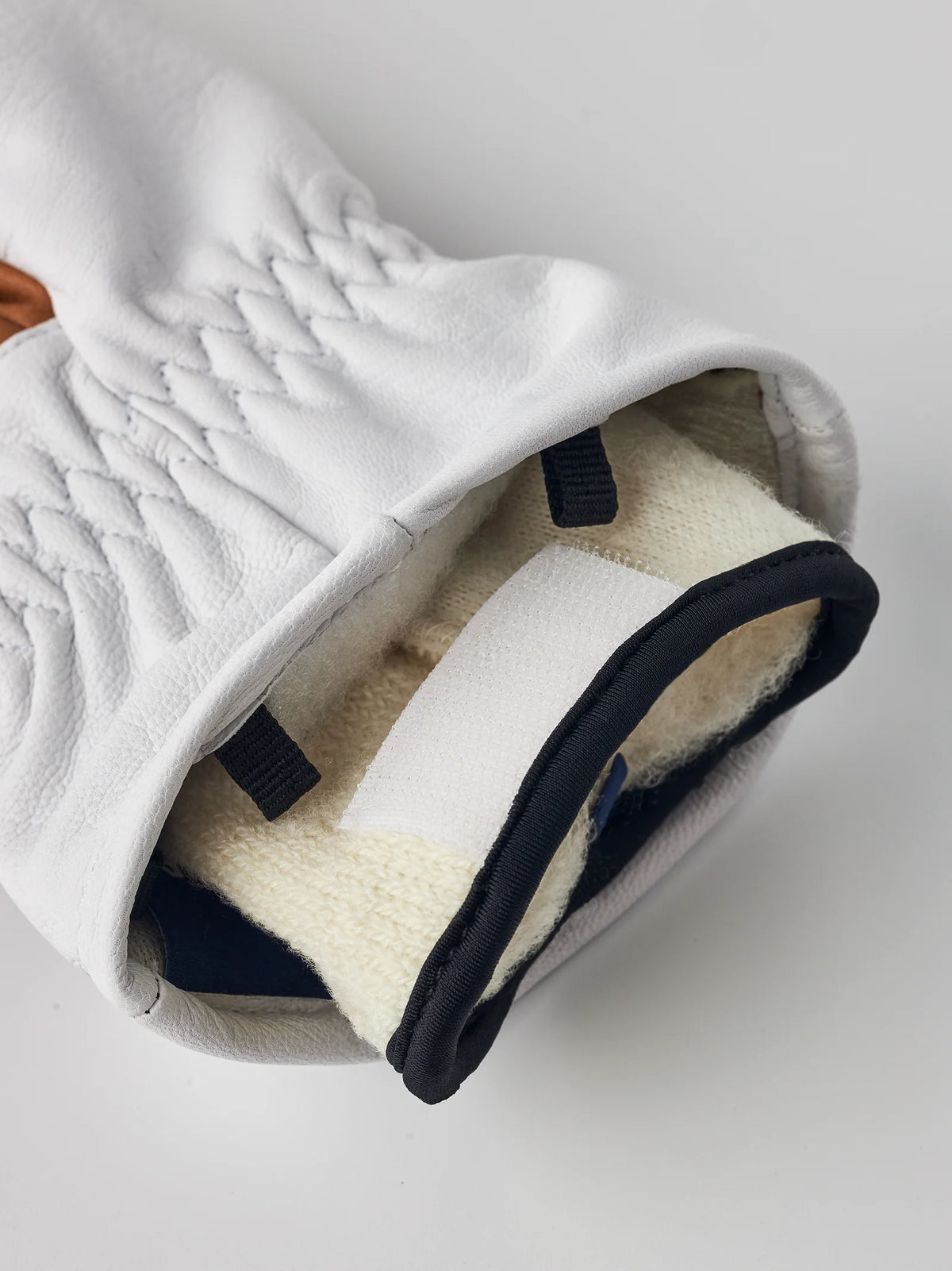 Hestra reMix Mitt in Cork/Off White
