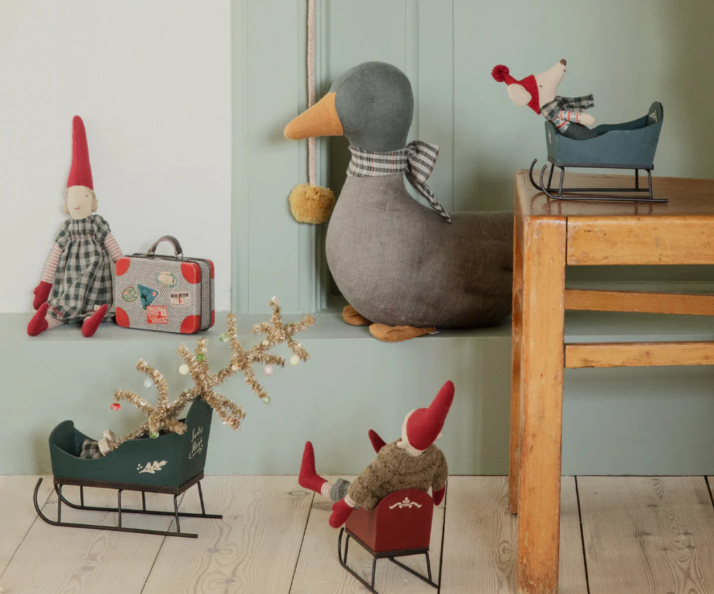 Maileg Mouse Sleigh in Green