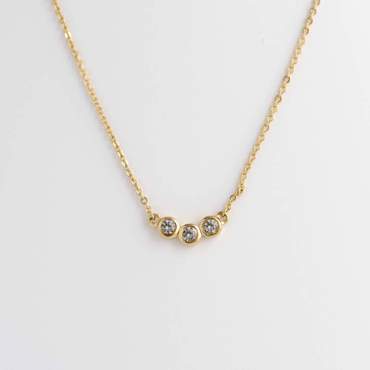 Minette Alma White Topaz Necklace in Gold