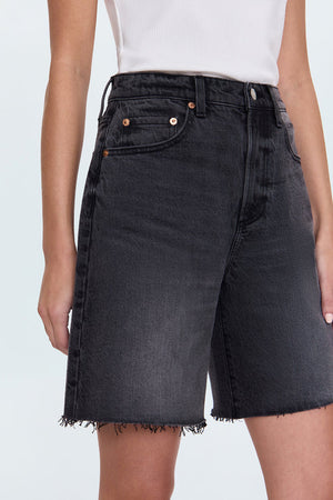 Pistola Kaylee Cut Off Short in After Hours