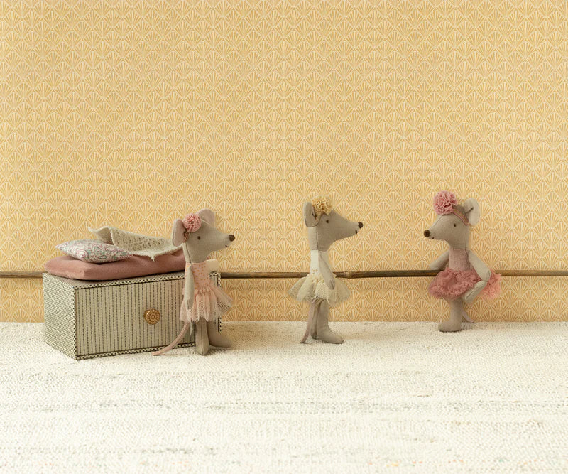 Maileg Little Sister Dancing Mouse in a Daybed