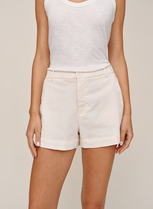 B3487-D06-303 - SIDE SLIT TENNIS SHORT