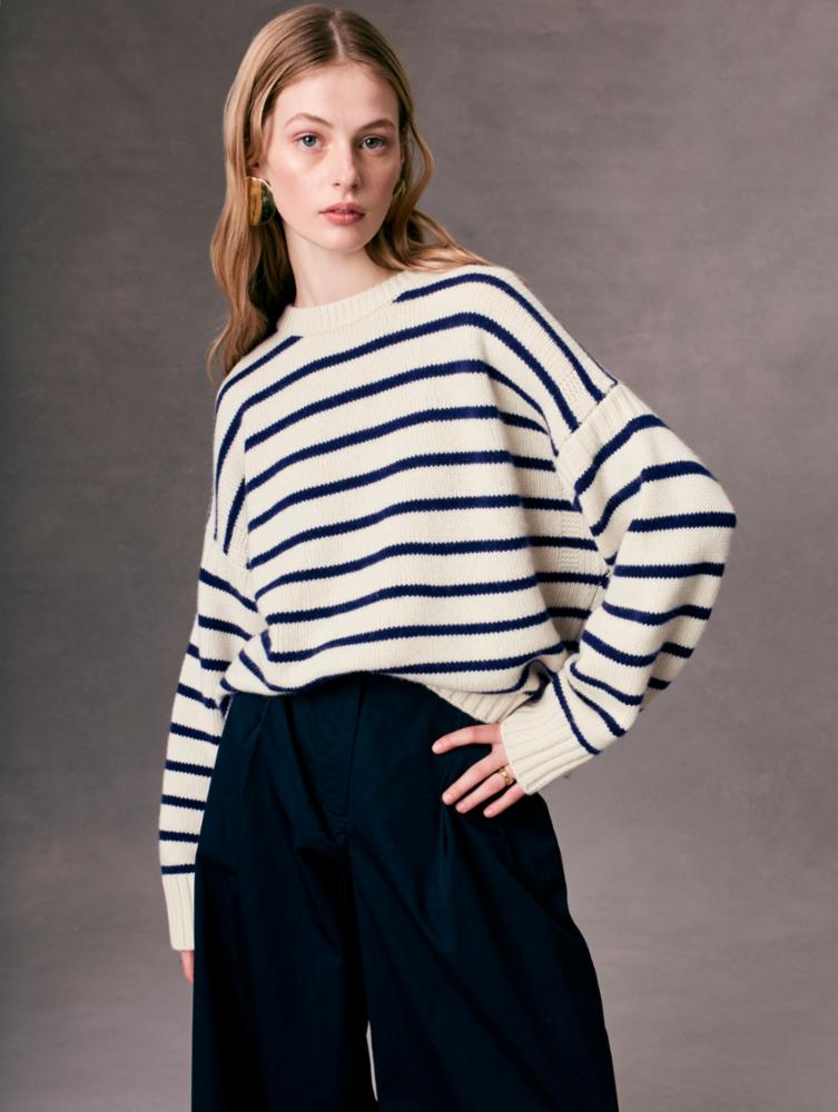 White + Warren Cashmere Blend Striped Crewneck in Ivory/Navy