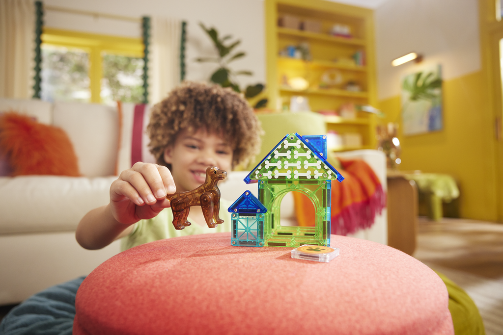 Magna-Tiles Dog House 13-Piece Set