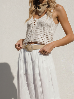 Most Wanted Two Toned Buckle Raffia Stretch Belt in Beige