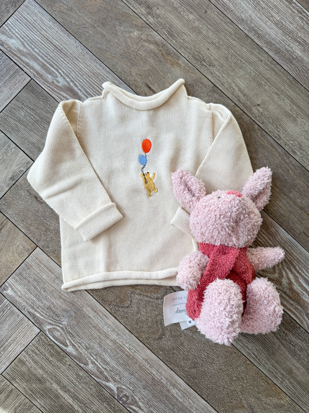 A Soft Idea Bear with Balloons Roll Neck in Natural