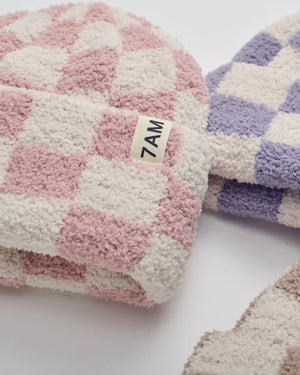 7am Enfant Fuzzy Checkered Ribbed Beanie in Ecru/Ash Rose