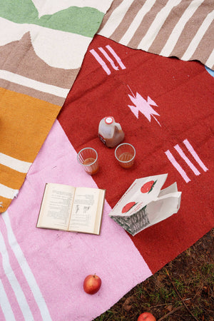Caminito Horizonte Cereza Blanket Roll