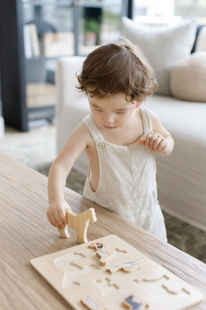 Paige Tate Farm Animals Wooden Puzzle: A Tabitha Paige Puzzle