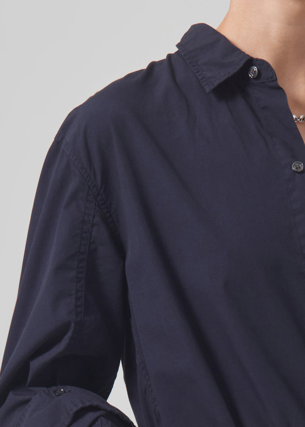 Citizens of Humanity Kayla Shrunken Poplin Shirt in Navy
