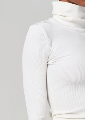 Citizens of Humanity Caradene Turtleneck in Ivory