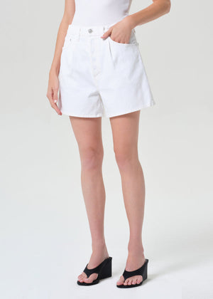 Agolde Rhoda Short in Milkshake