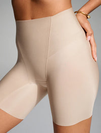 Commando Zone Smoothing Short in Beige