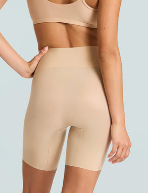 Commando Zone Smoothing Short in Beige
