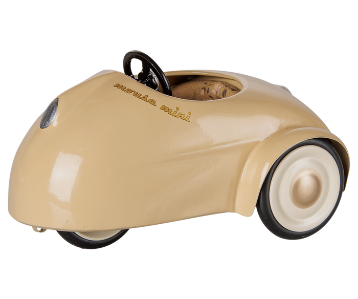 Maileg Mouse Car in Wheat