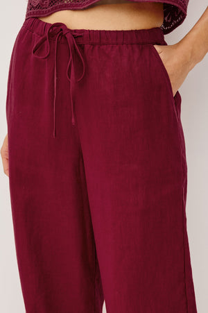 Rails Emmie Pant in Berry HIbiscus Embroidery