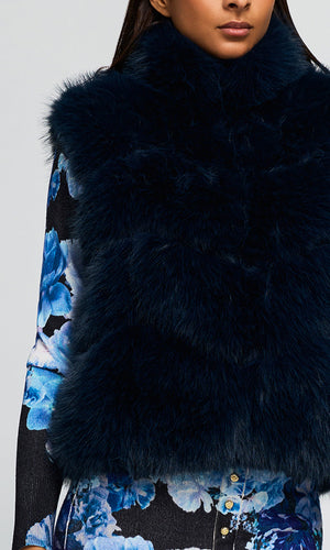 Generation Love Rosario Faux Fur Vest in Peacock