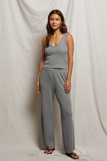 perfectwhitetee Shane Waffle Pant in Heather Grey