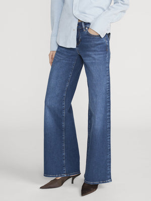 Frame Low Rise Slim Palazzo Jean in Femma