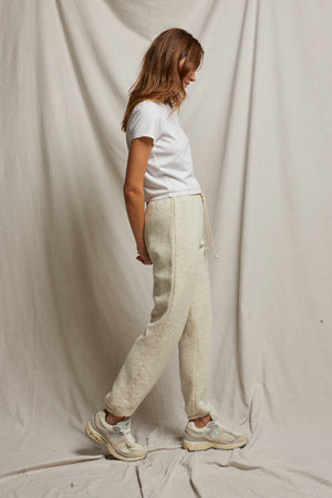 perfectwhitetee Michelle Fleece Jogger in Oatmeal