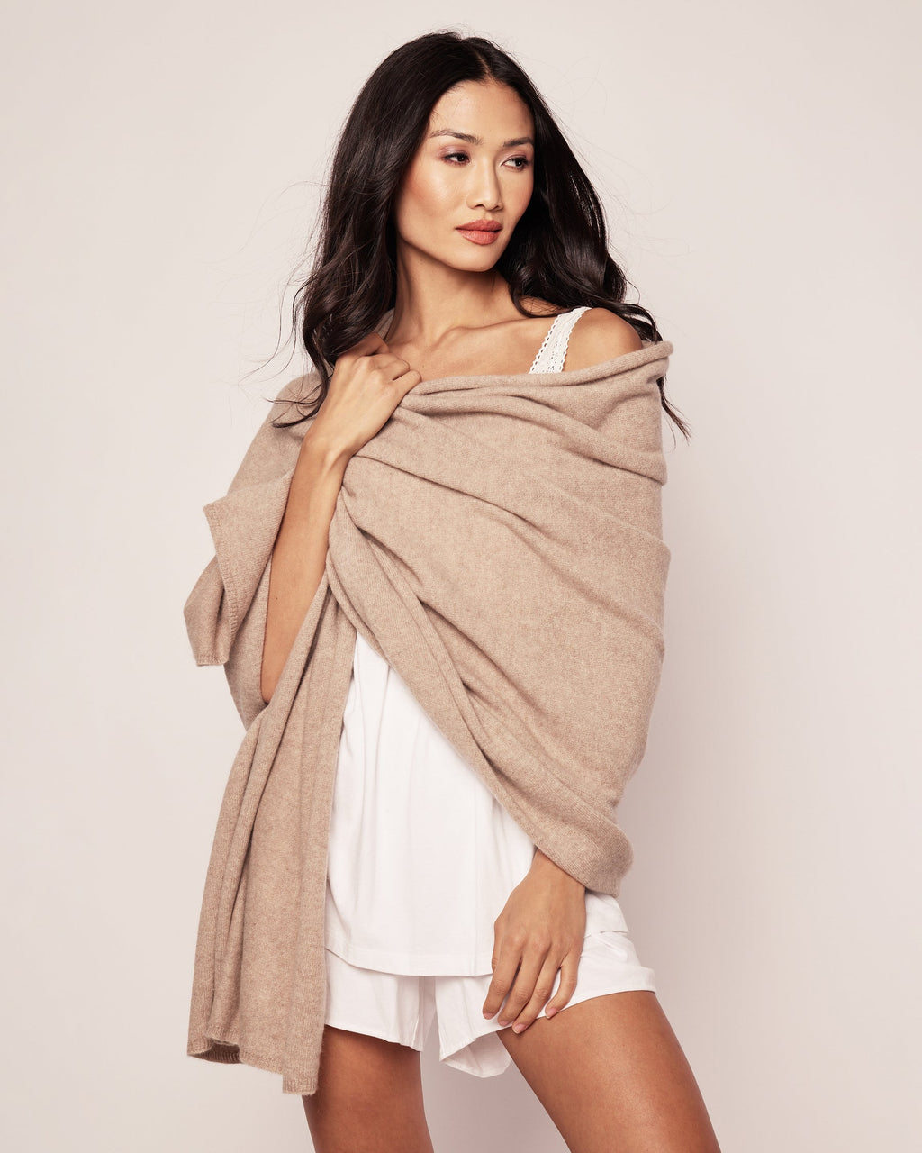 Petite Plume Cashmere Wrap in Beige