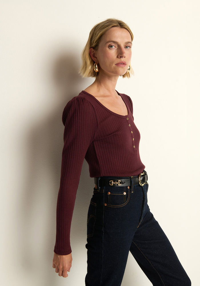 Nation Reeva Henley in Port