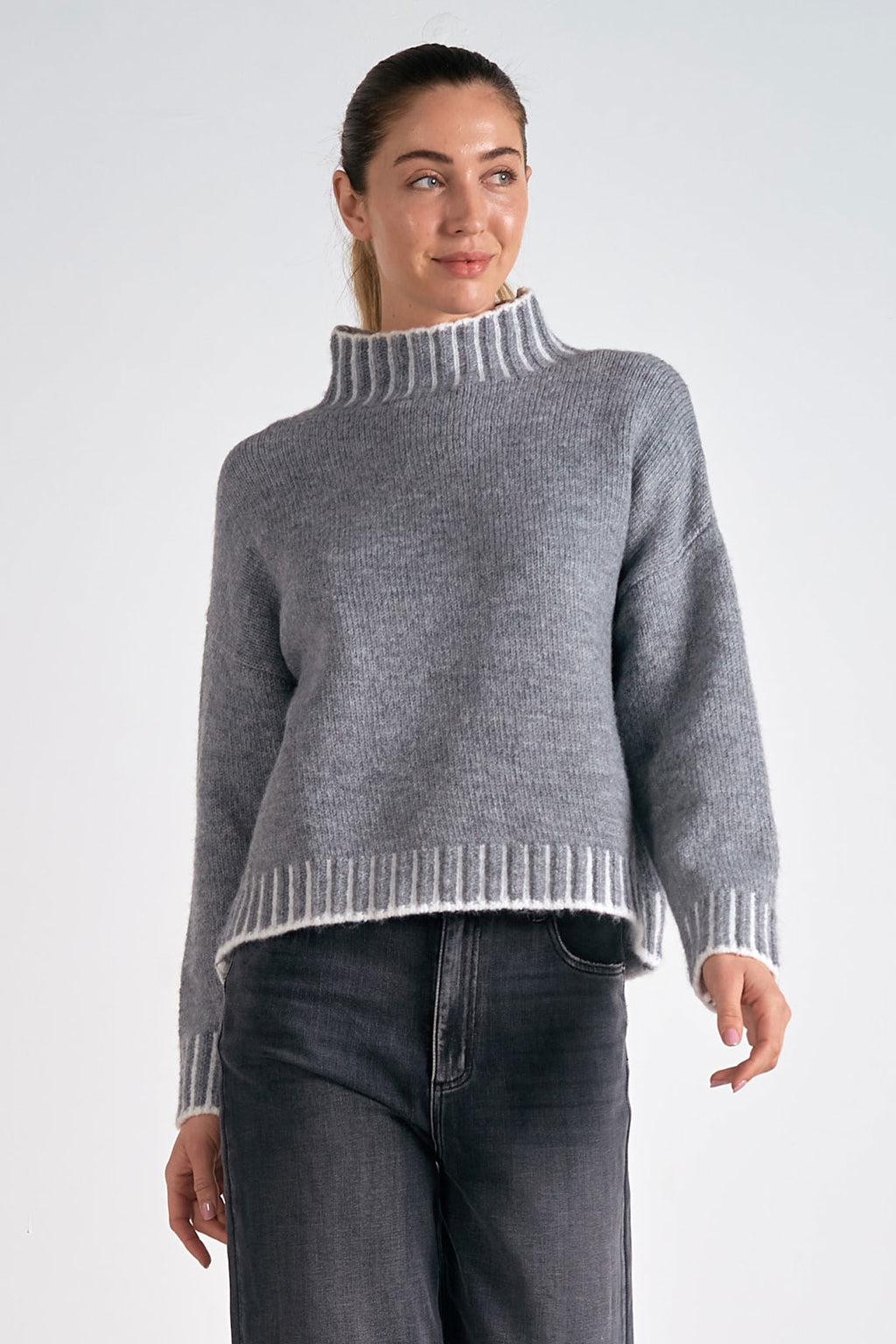 Elan Turtleneck Sweater in Charcoal