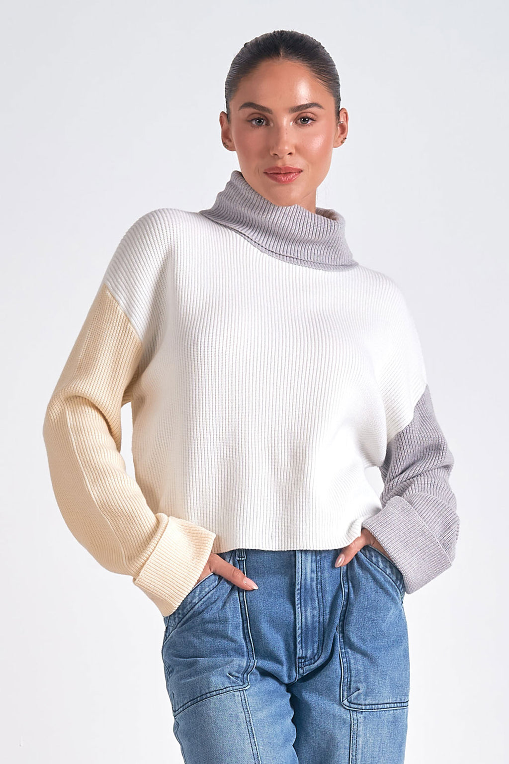 Elan Colorblock Turtleneck Sweater in White/Grey Combo