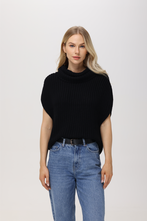 525 America Cate Sleeveless Sweater in Black