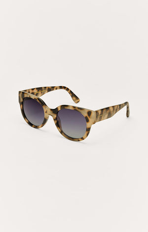Z Supply Lunch Date Sunglasses in Dark Tort