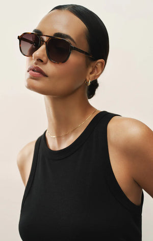 Z Supply Tourist Sunglasses in Brown Tortoise Gradient