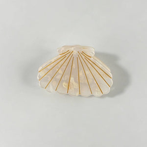 DAYLA Shell Claw Clip for Hair