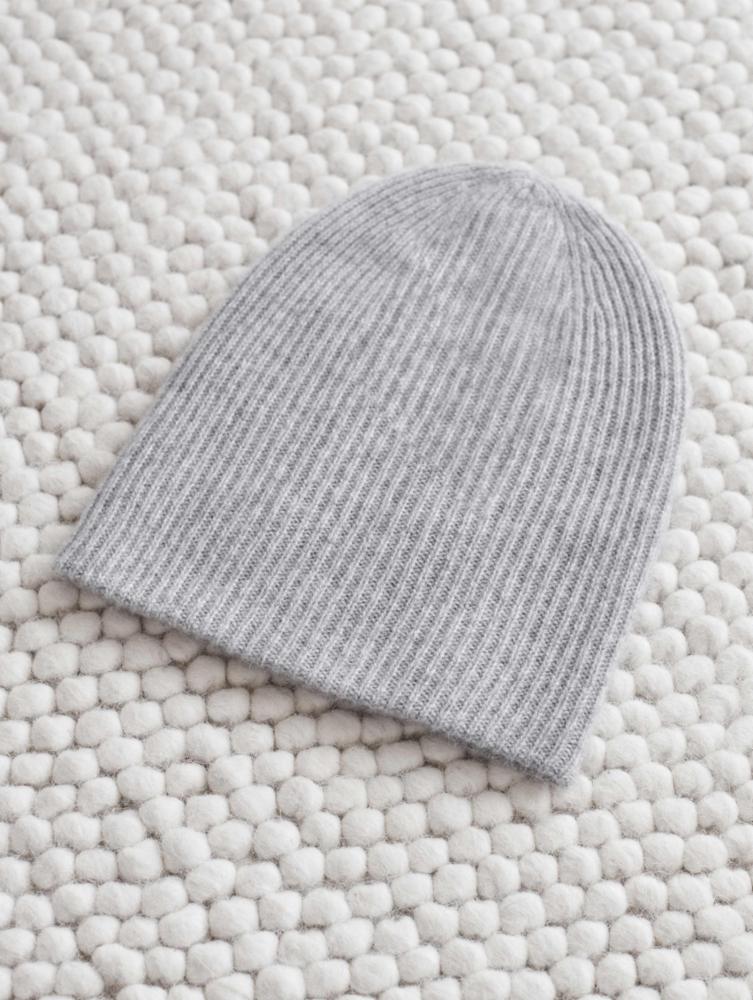 CASHMERE PLUSH RIB BEANIE