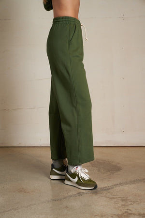 perfectwhitetee Fallon Sweatpant in Fern Green