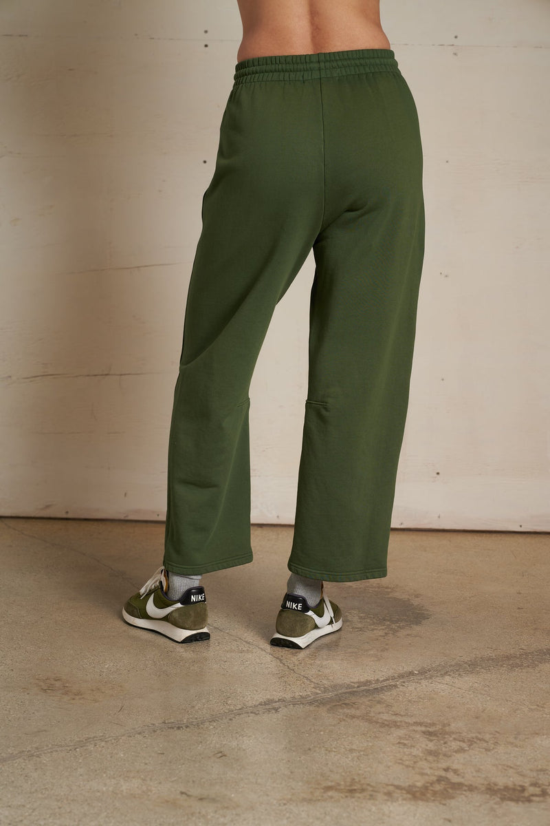 perfectwhitetee Fallon Sweatpant in Fern Green