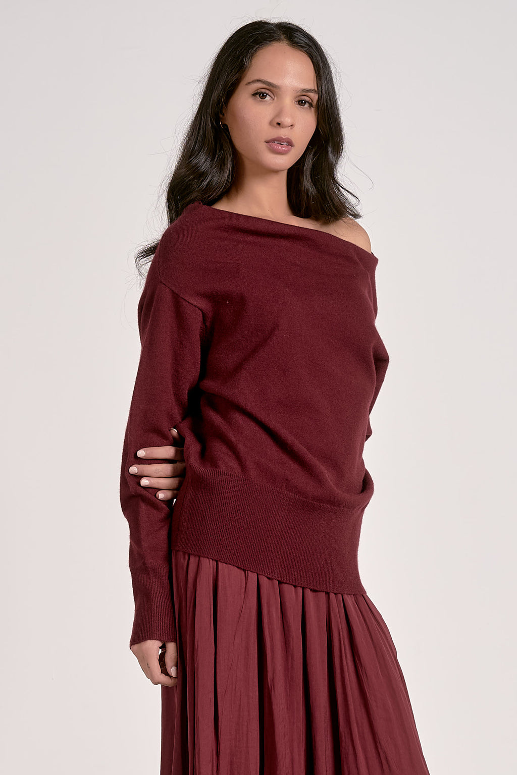 Elan Off Shoulder Sweater in Plum