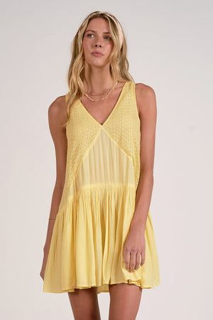 Elan Sleeveless Rink Dress in Vanilla