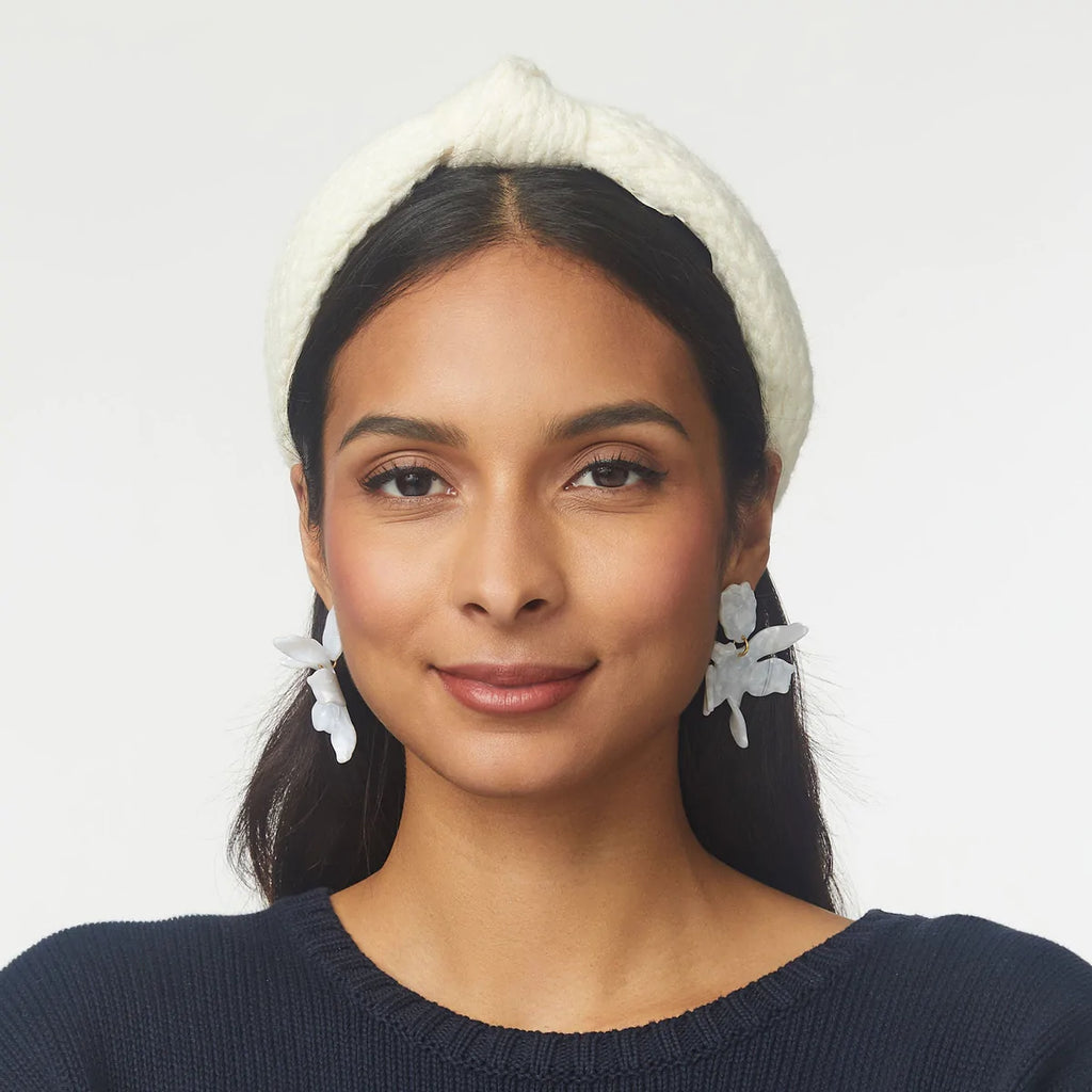 Lele Sadoughi Slim Knotted Headband in Ivory Cable Knit